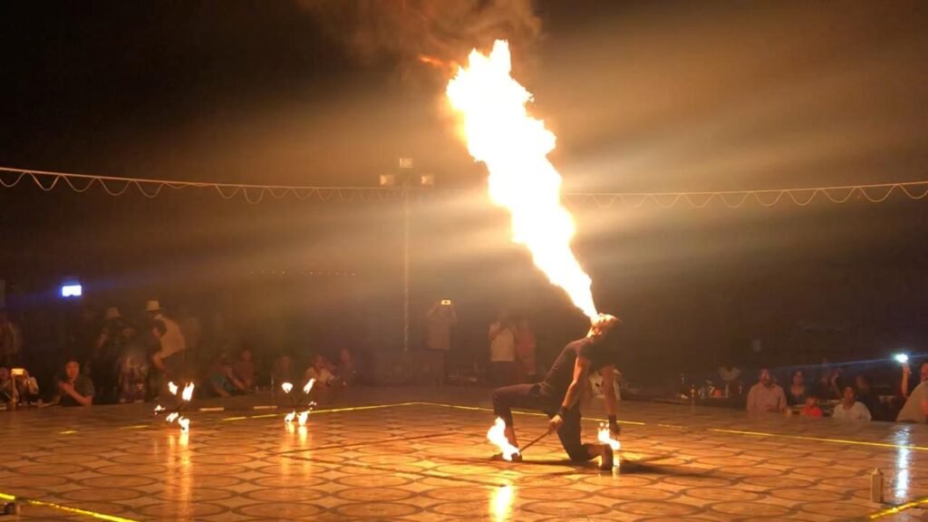 Top 5 Places to Watch Fire Shows in Dubai